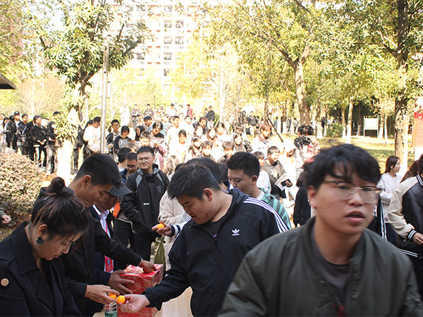 感恩回饋——免費(fèi)抽餐券活動